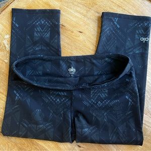 Alo yoga capri leggings